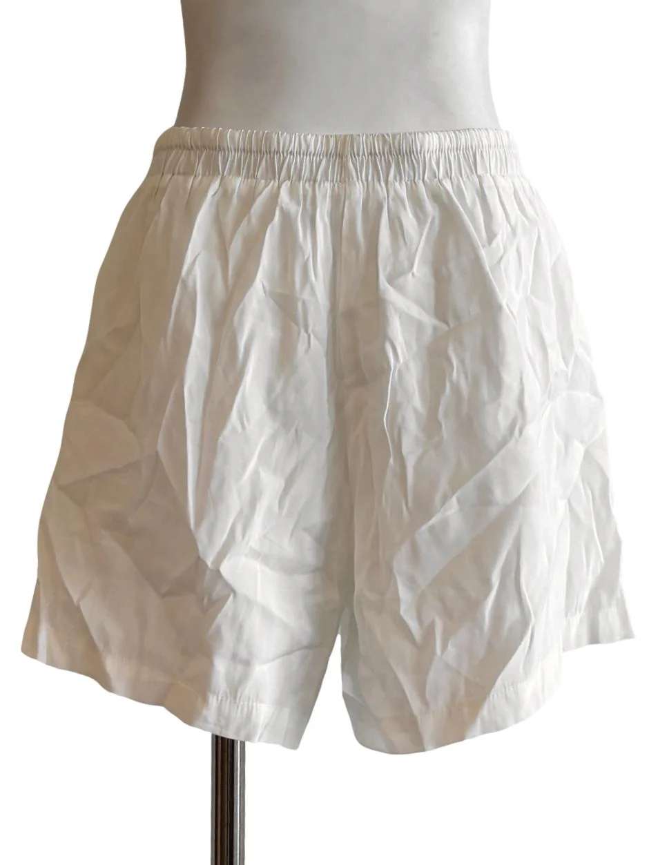 Powder White Relaxed Shorts TTR - Image 2