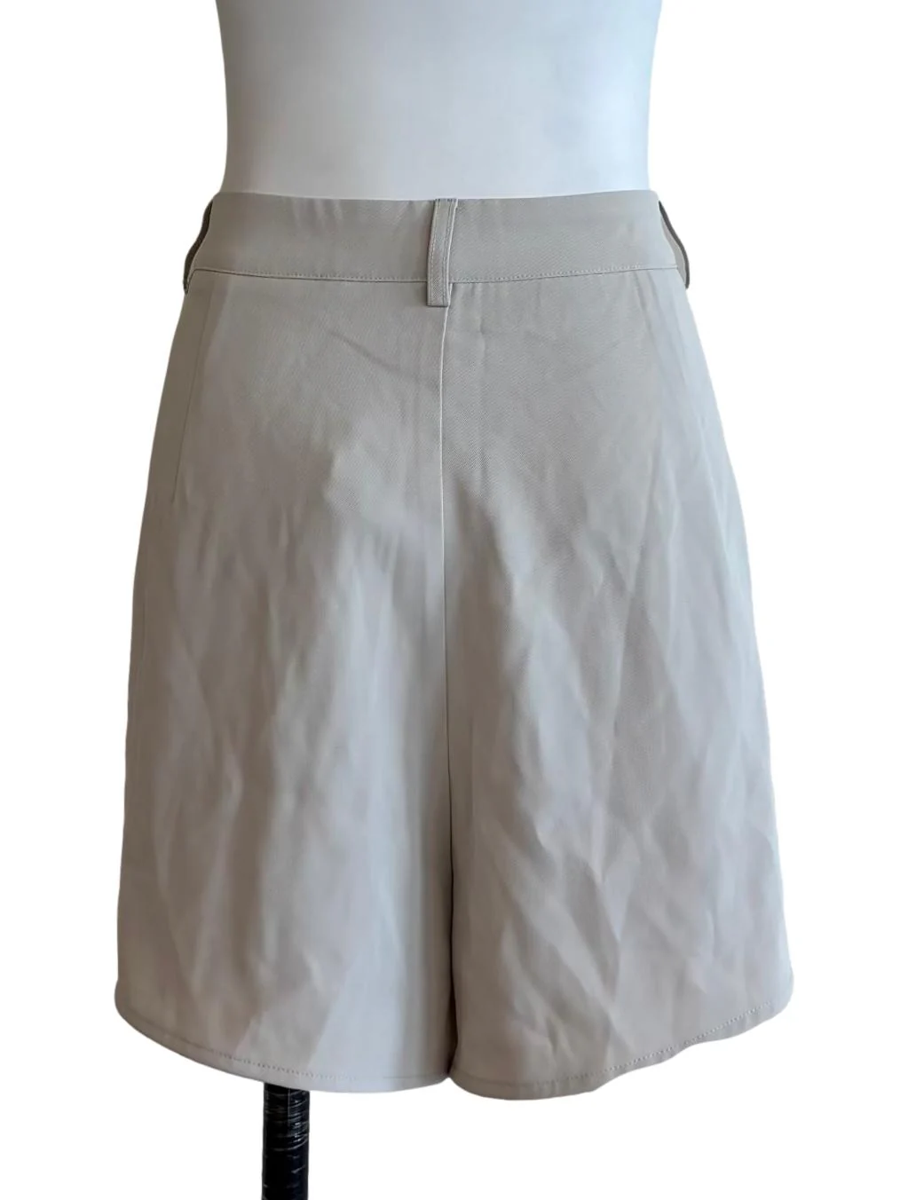 Rice White Relaxed Shorts - Image 2