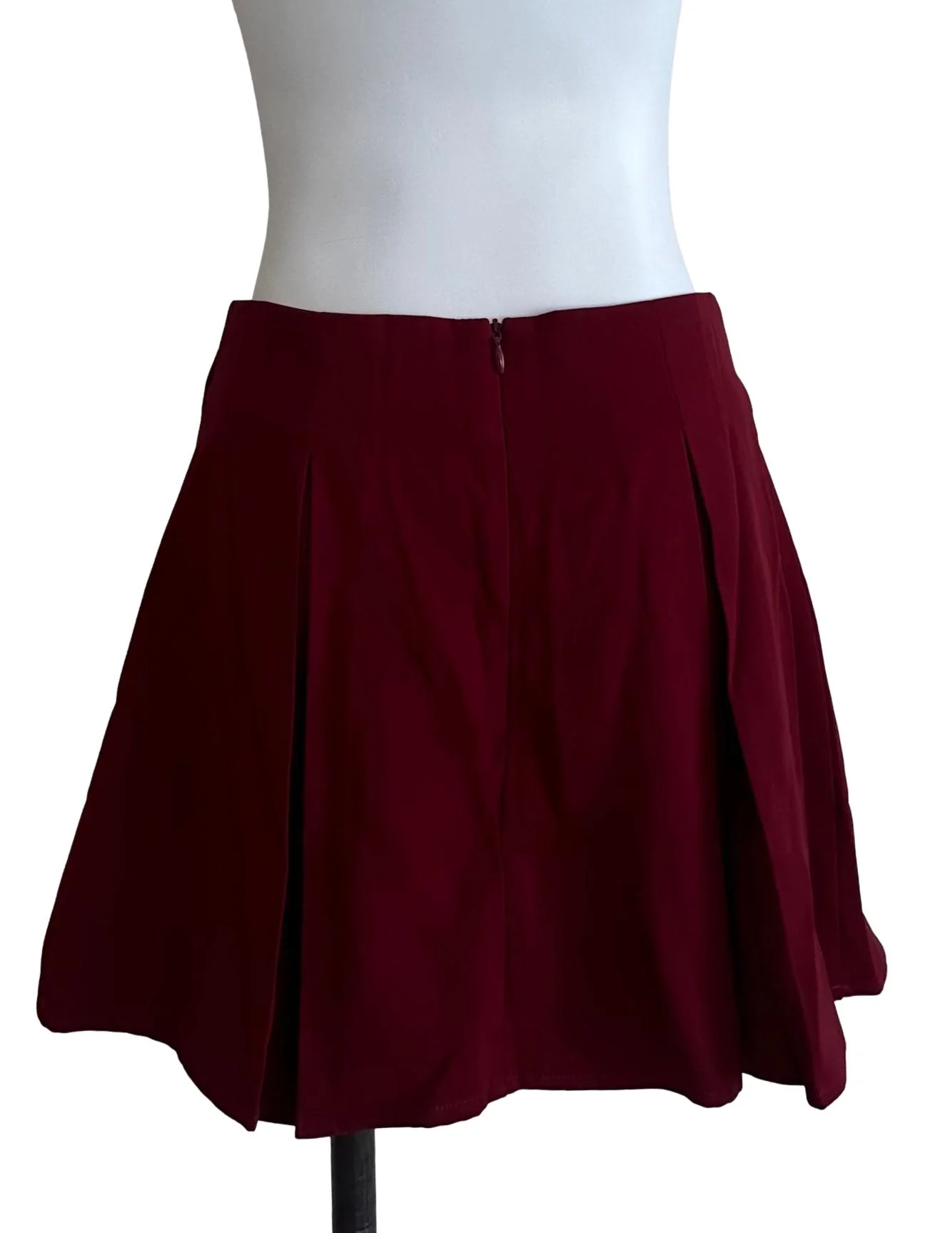 Ruby Red Box Pleated Skort - Image 2