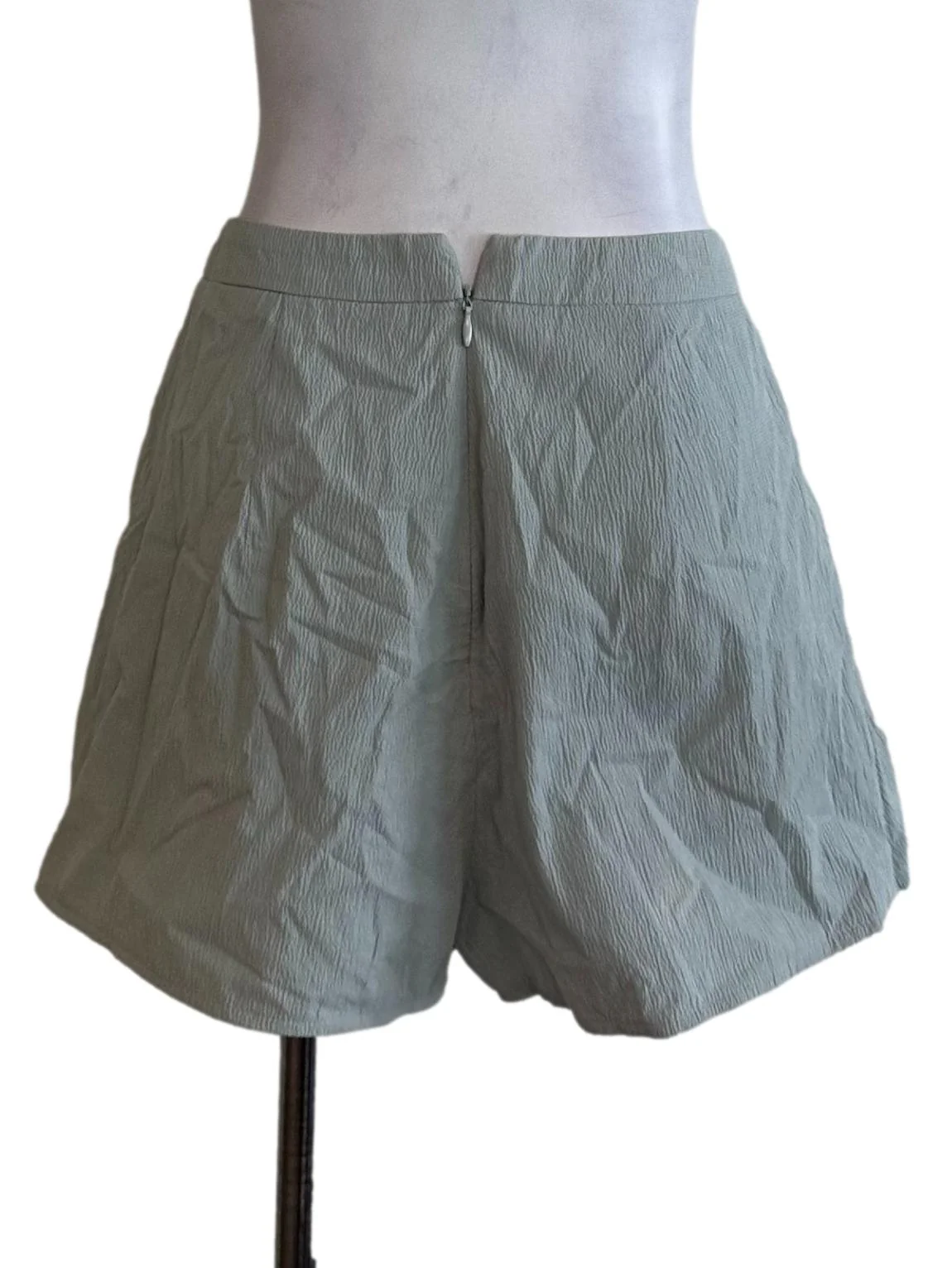 Sage Green Plain Shorts LB - Image 2
