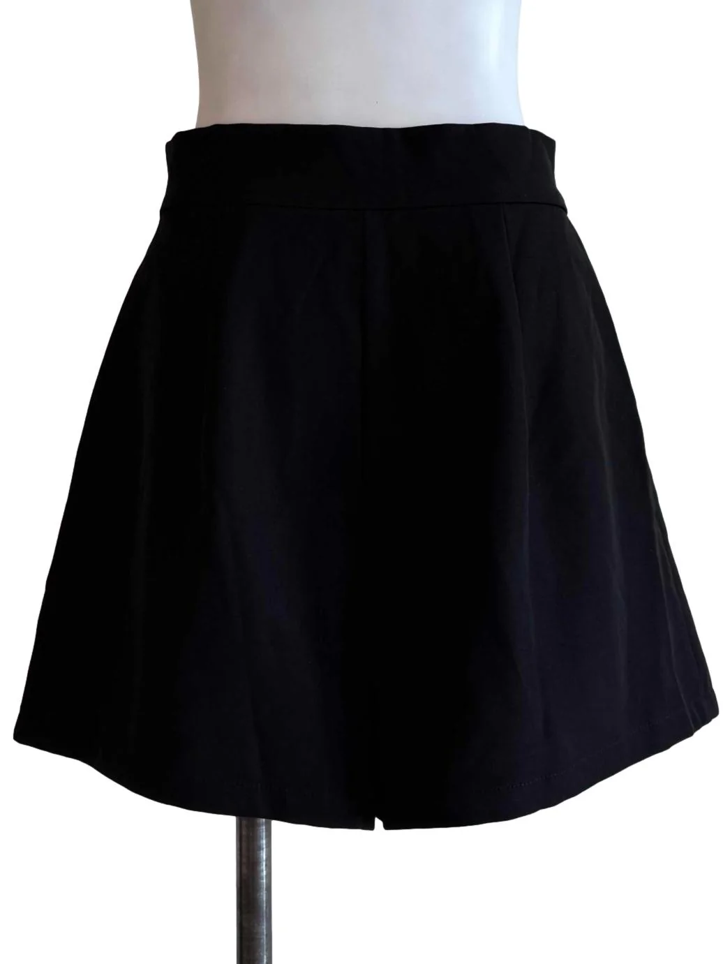 Seal Black Short Pants - Image 2