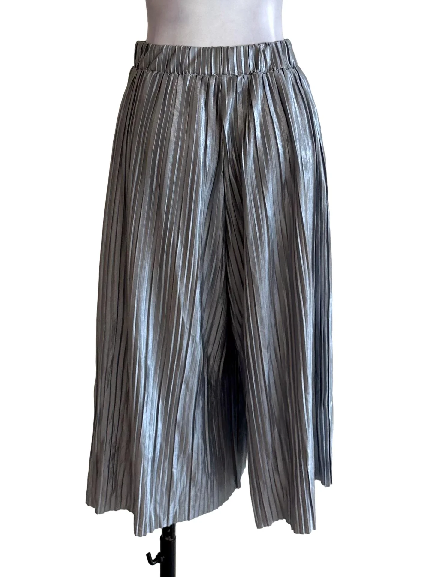 Silver Grey Pleated Elastic Waist Pants - Image 2