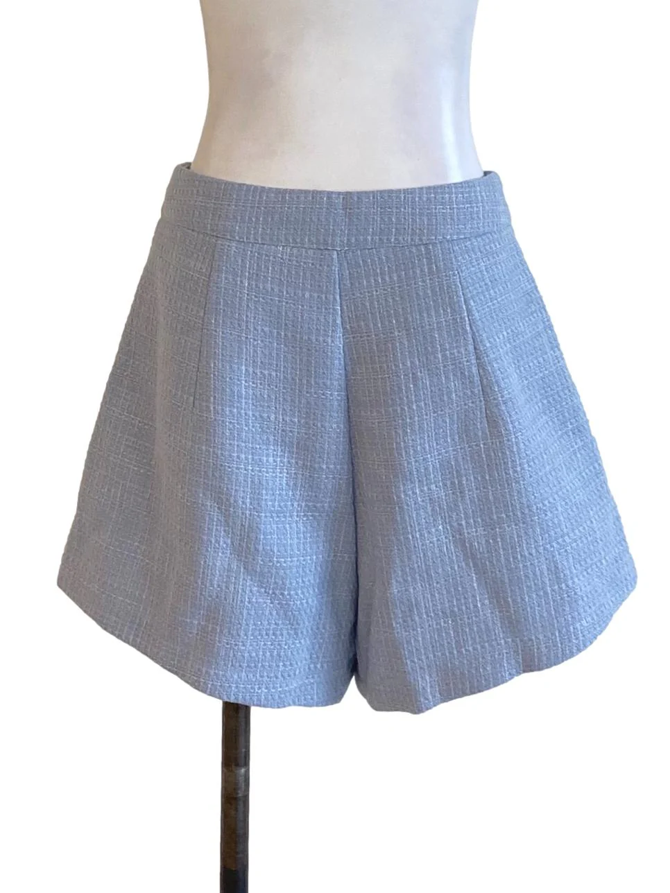 Sky Blue Boucle Buttoned Waist Tweed Shorts - Image 2