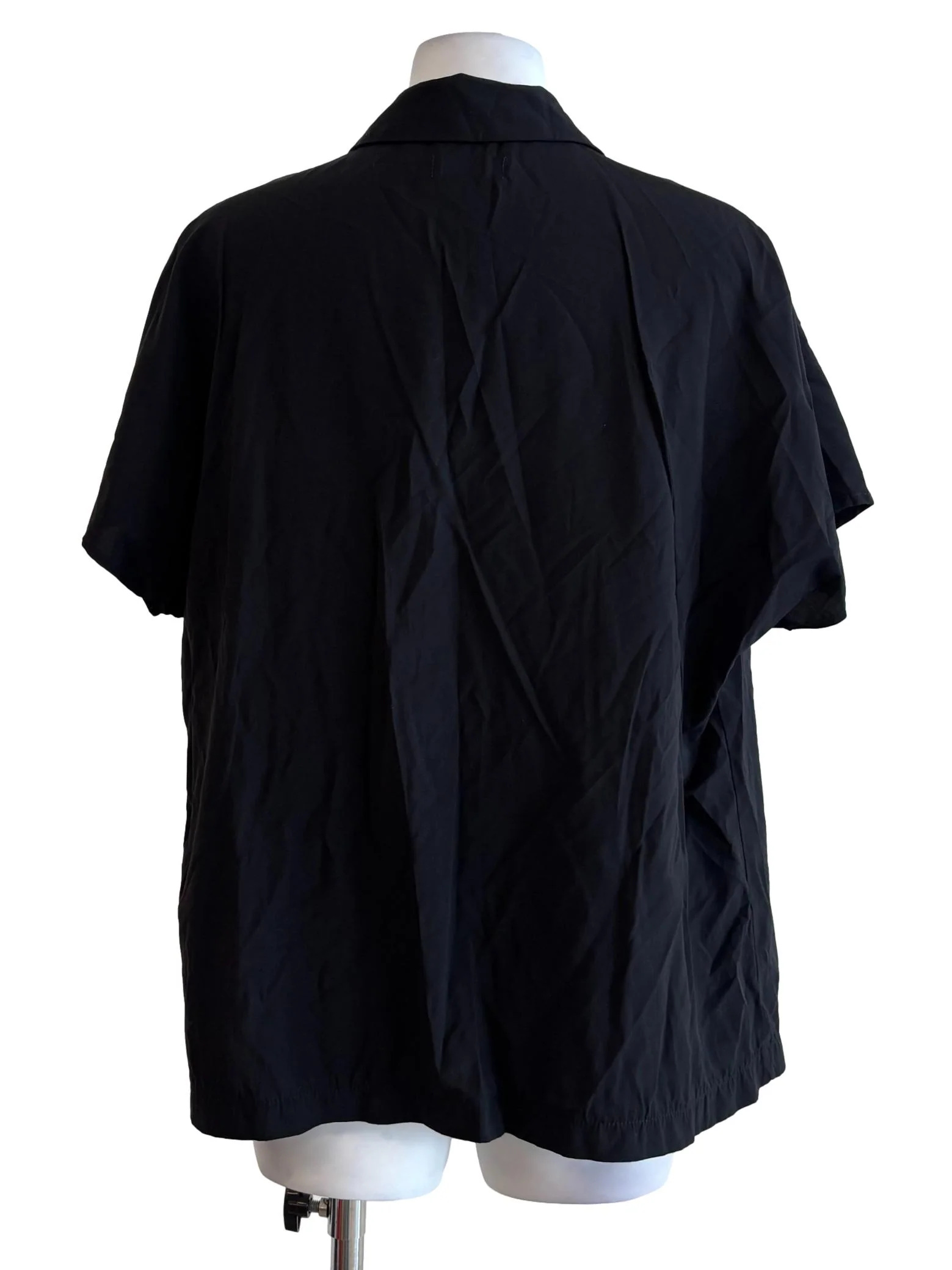 Soft Black Short Sleeve Buttoned Shirt - Image 2