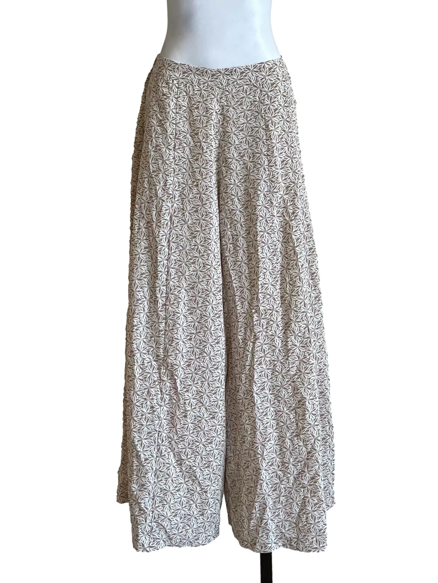 Tortilla Brown Floral Print Relaxed Pants