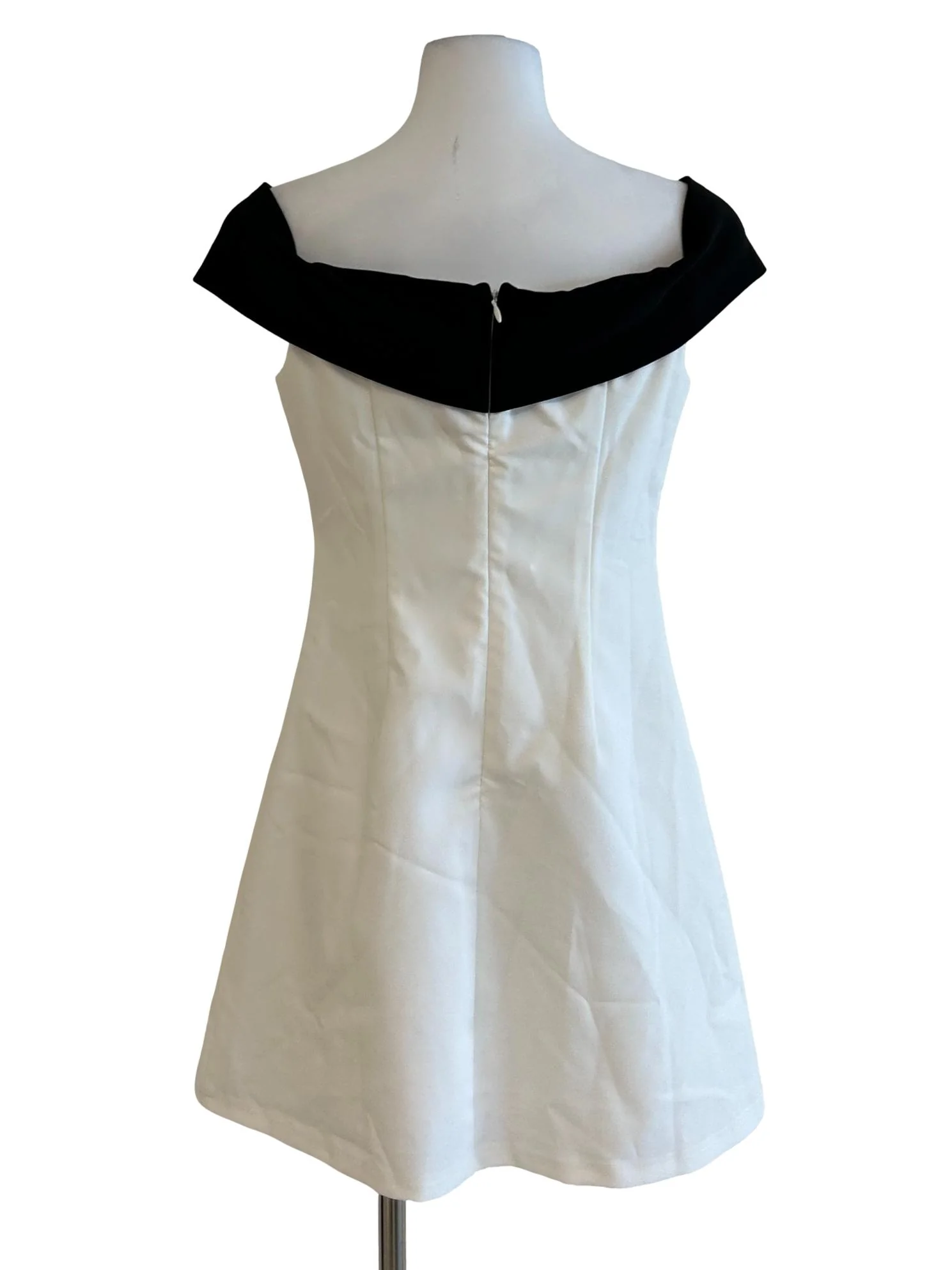 White And Black Camille Bow Dress - Image 2