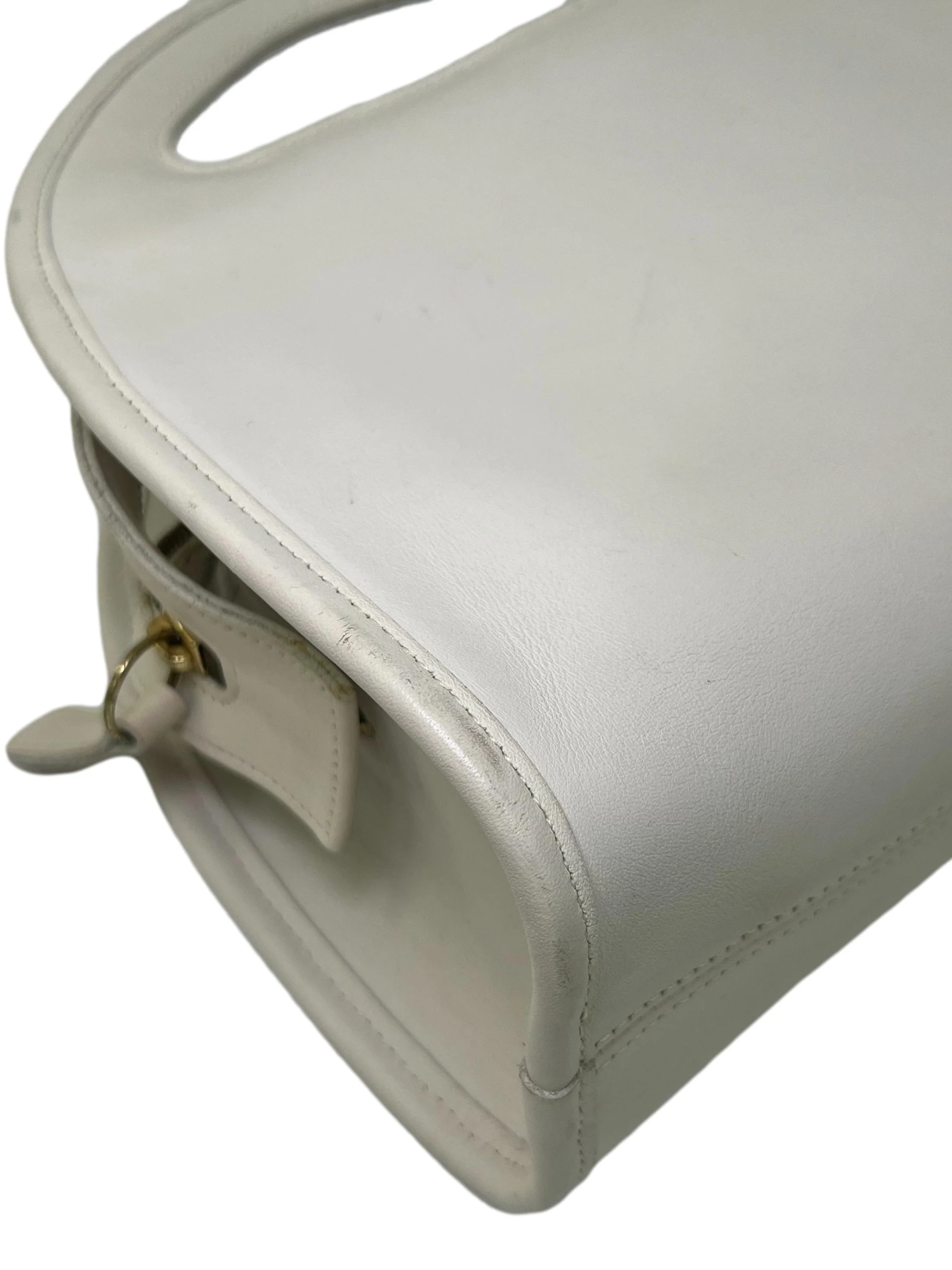White Carousel Bag - Image 11