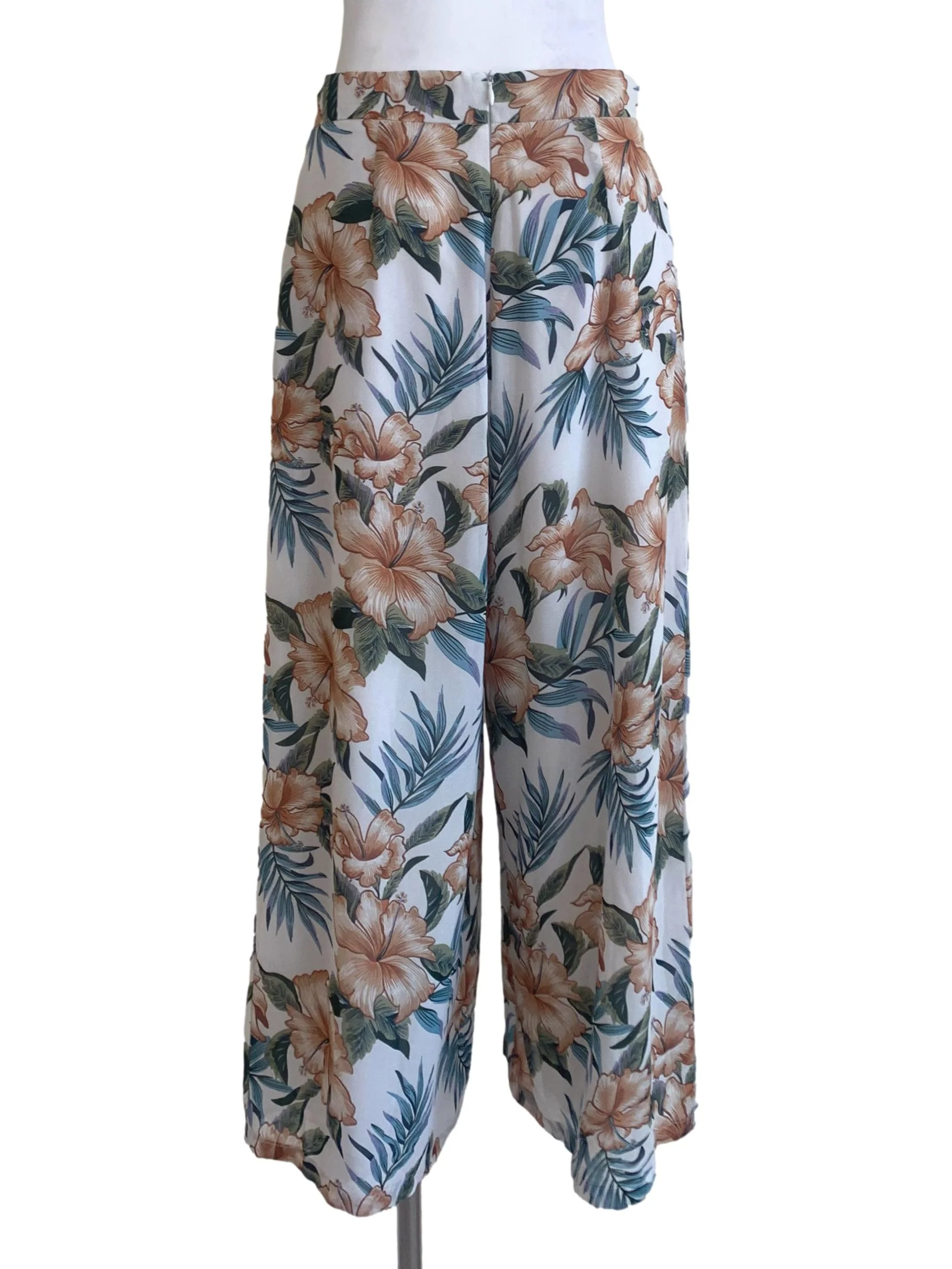 White Floral Patterned Pants - Image 2