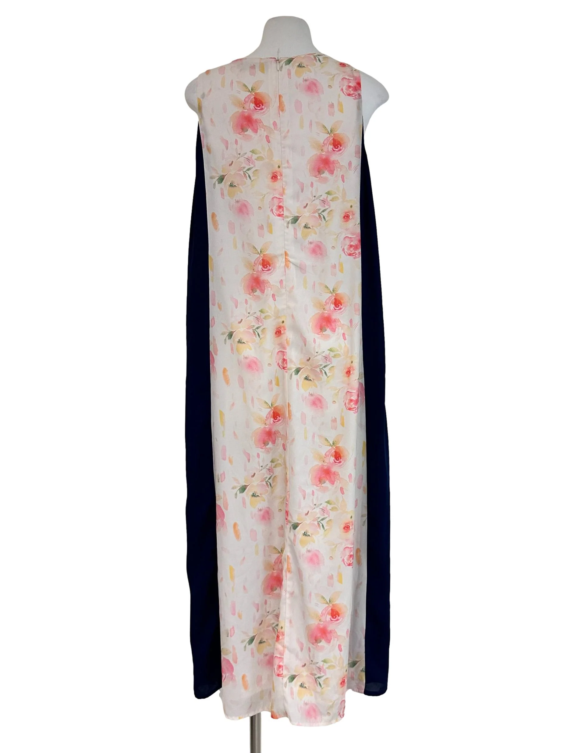 White Flower Pattern Maxi Dress - Image 2