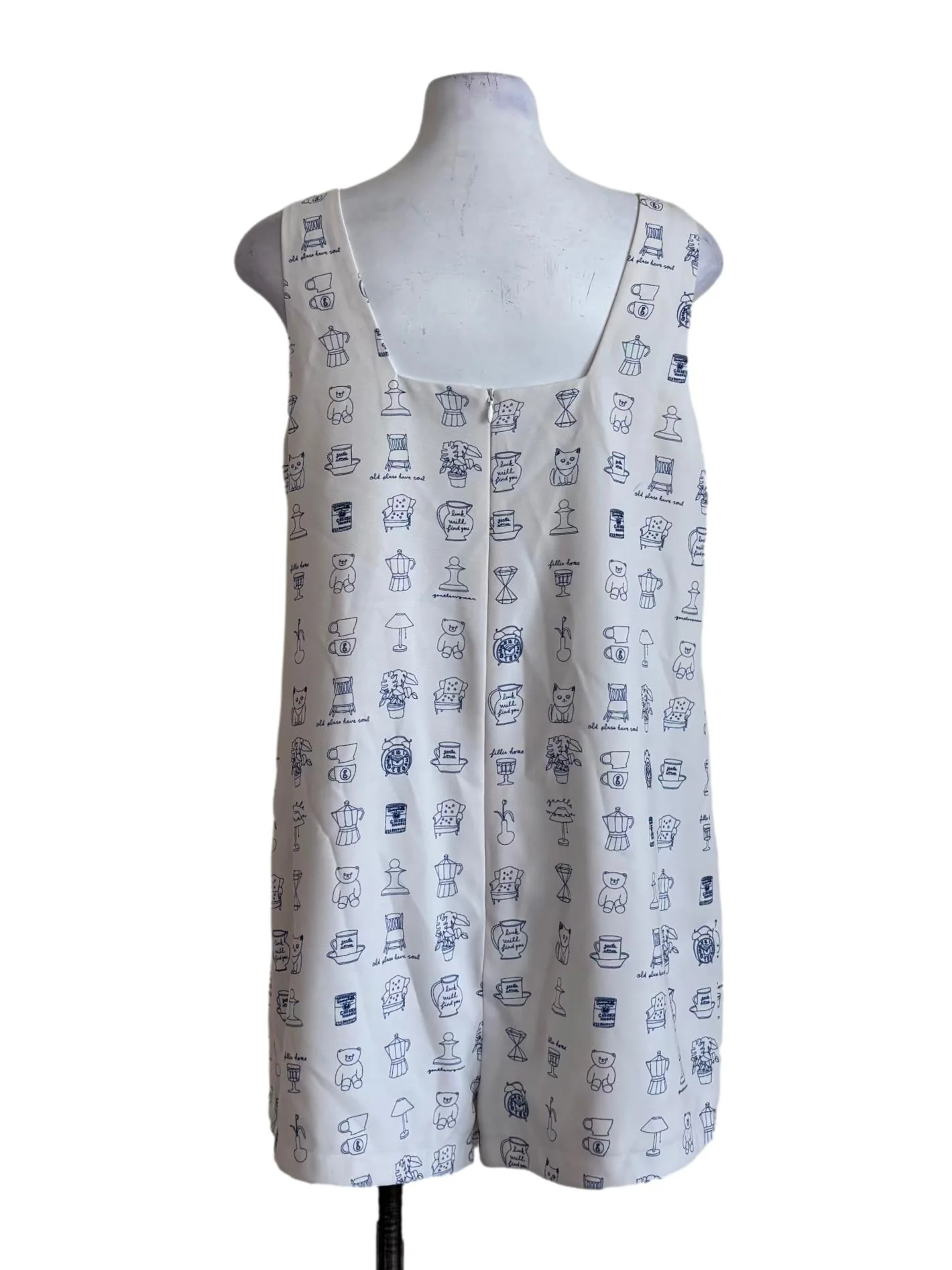 White Patterned Square Neck Sleeveless Rompers - Image 2