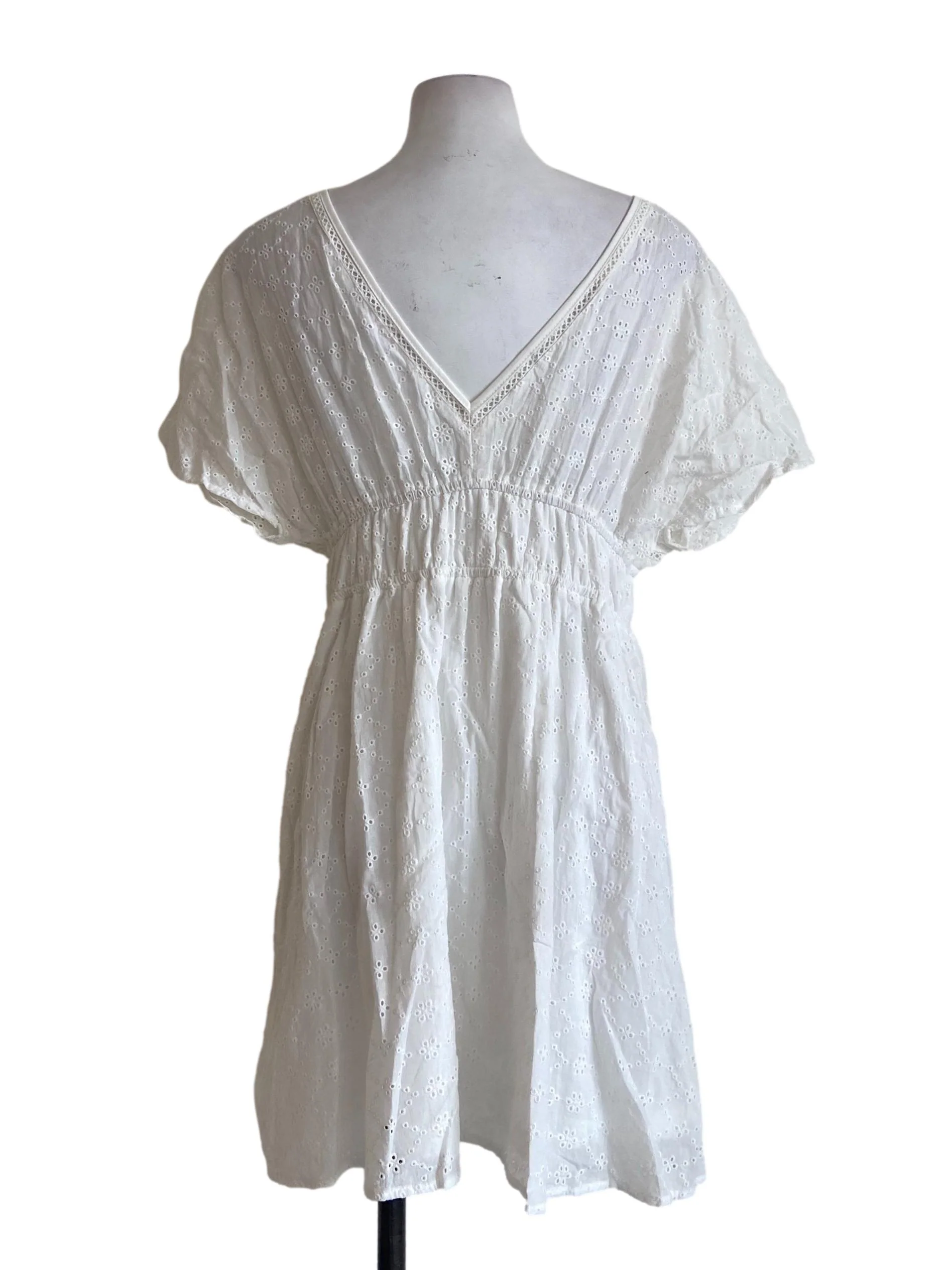 White V Neck Embroidery Floral Dress - Image 2